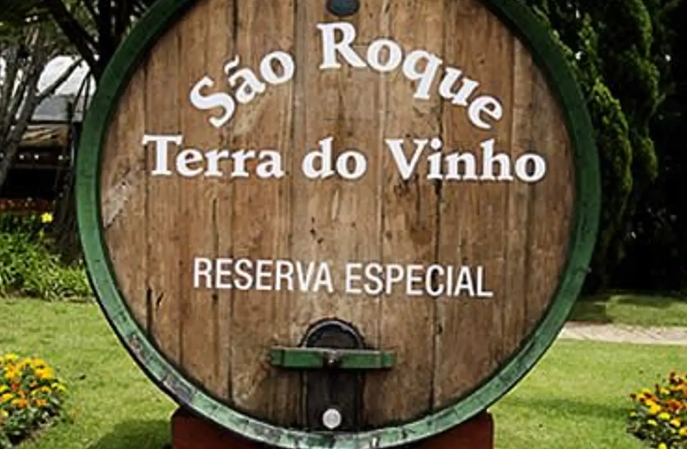 Excursão para São Roque I Rota do Vinho I Angulo Travel